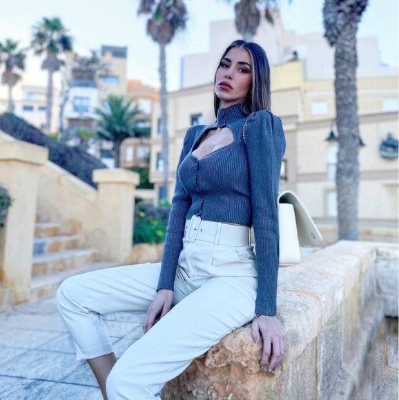 ZARA | Bloggers Fave Puff Sleeve Cut Out Sweater - Picture 10 of 16